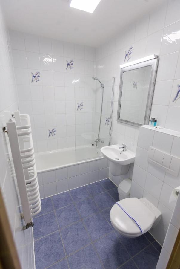 Petrico Camp Resort Krzywoploty  エクステリア 写真