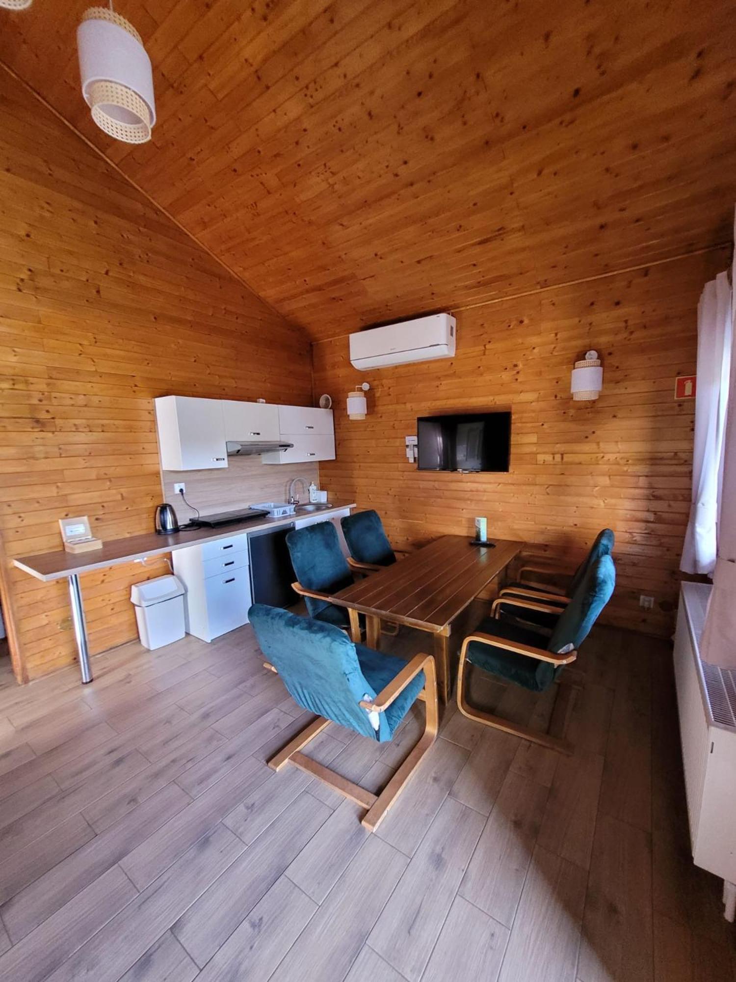 Petrico Camp Resort Krzywoploty  エクステリア 写真